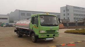 解放轻卡化工液体运输车 价格、参数、图片及厂家介绍